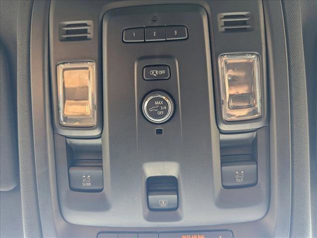 Used 2023 GMC Yukon SLT image 15