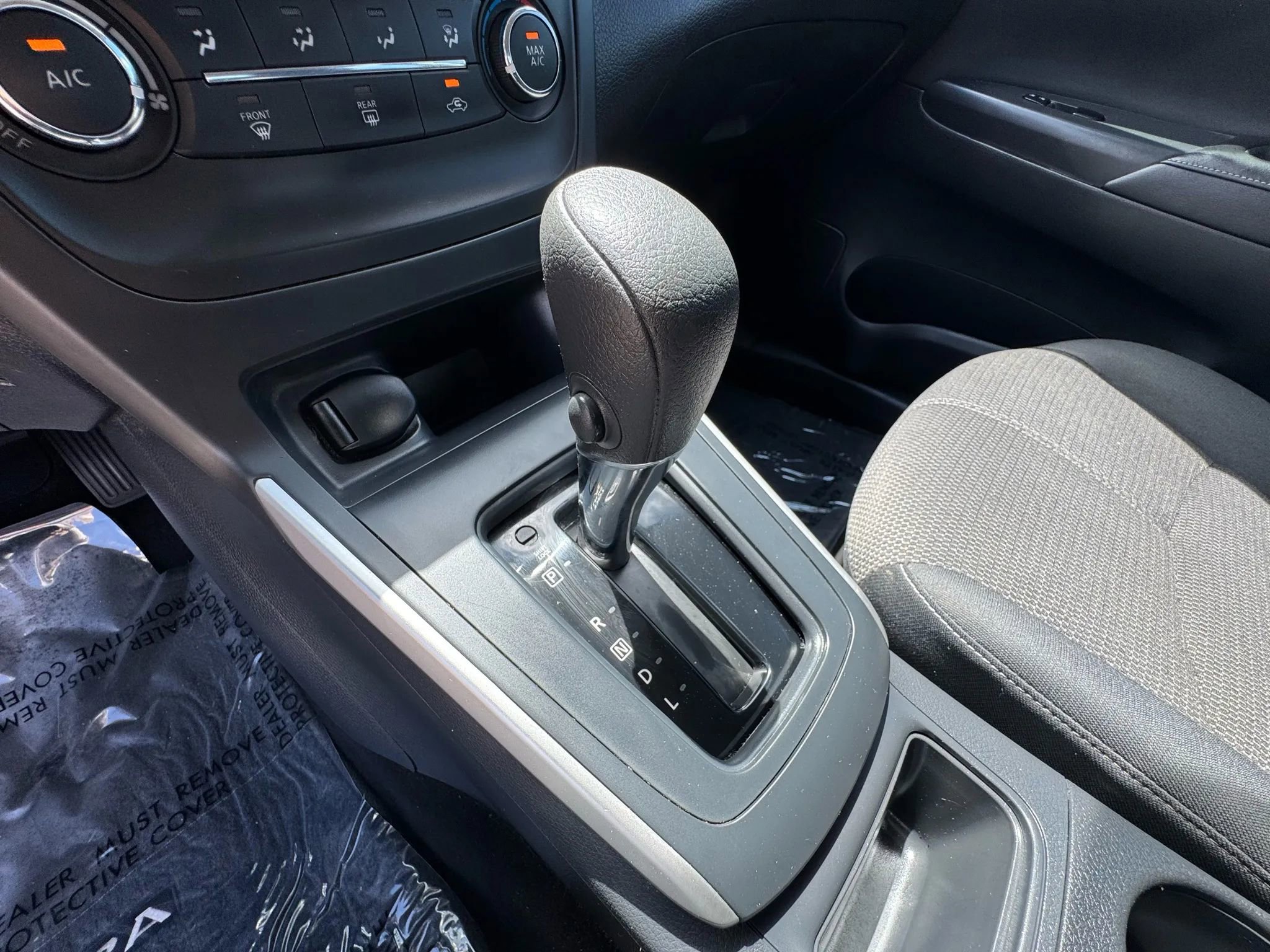 Used 2017 Nissan Sentra S image 13