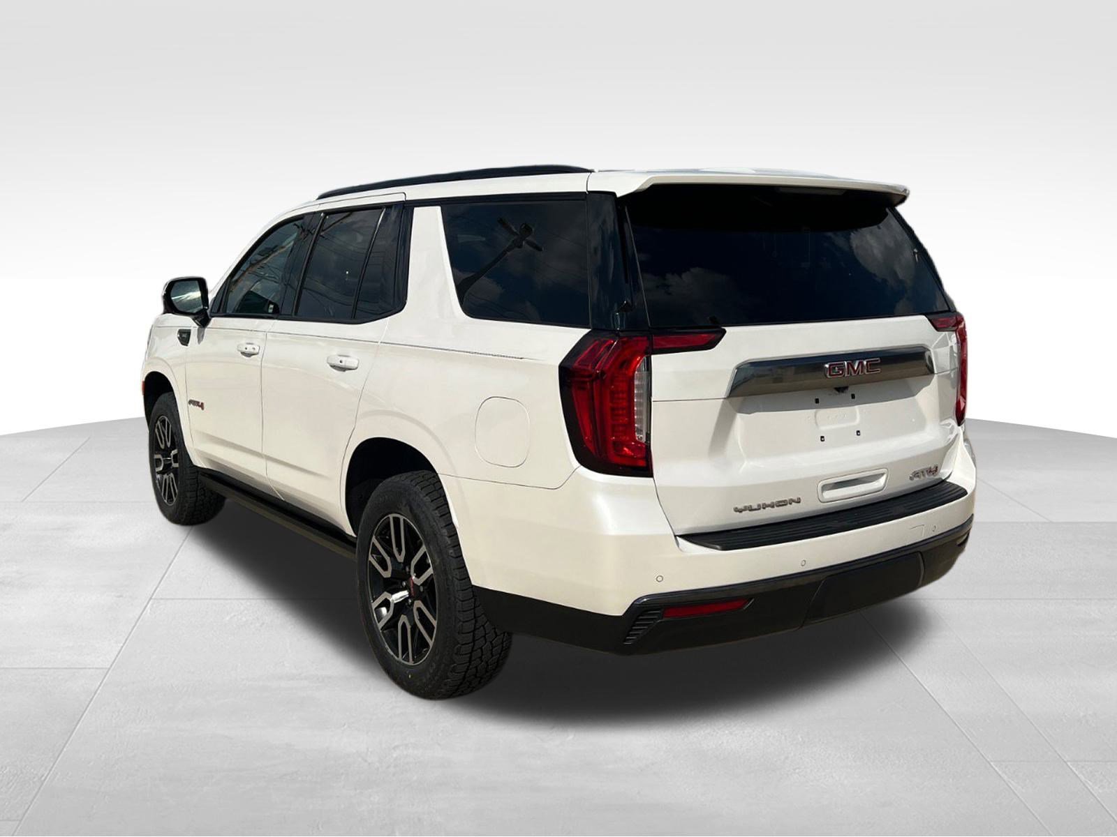 Used 2021 GMC Yukon AT4 w/ AT4 Premium Plus Package image 7