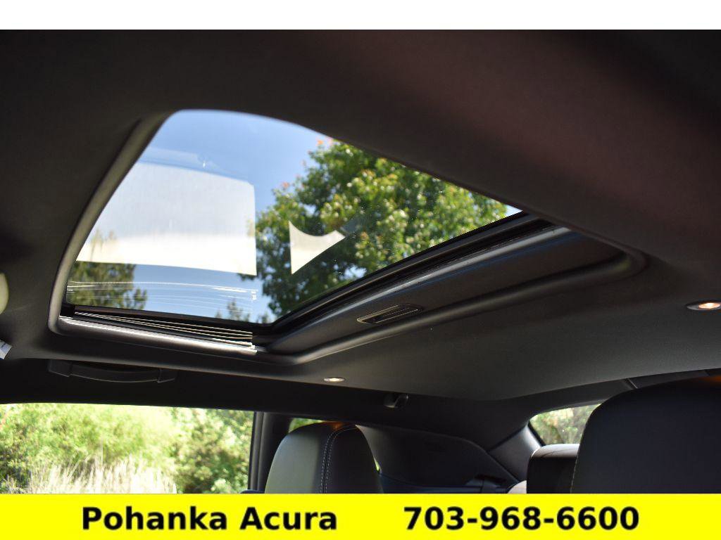 Used 2014 Dodge Challenger R/T Plus RWD image 20