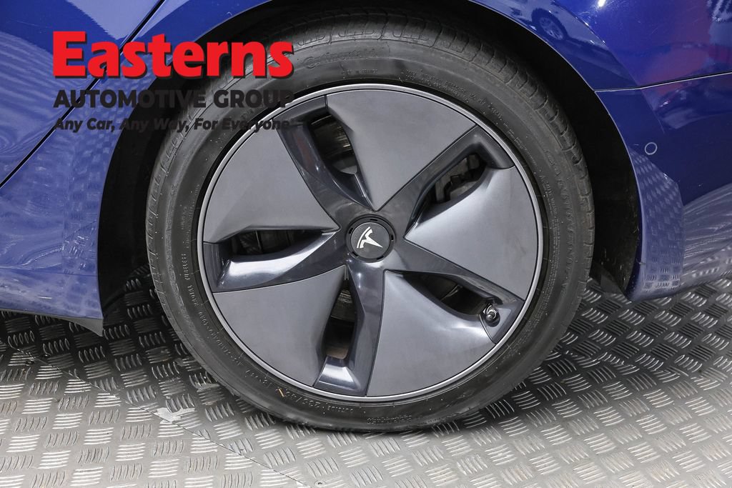 Used 2019 Tesla Model 3 Standard Range RWD image 8