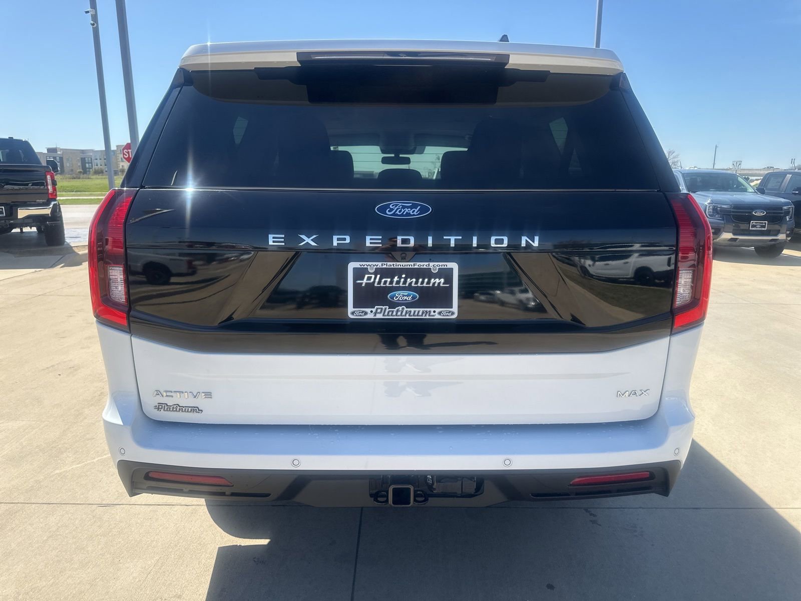 Used 2025 Ford Expedition Max Active image 4