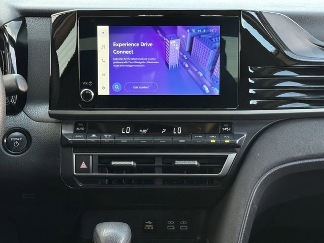 Used 2025 Toyota Camry LE image 17