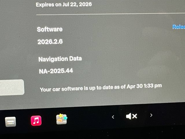 Used 2022 Tesla Model Y Long Range AWD/4WD image 28