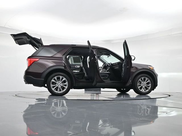 Certified 2023 Ford Explorer Limited w/ Equipment Group 301A image 53