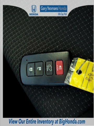 Used 2018 Toyota RAV4 XLE FWD image 30