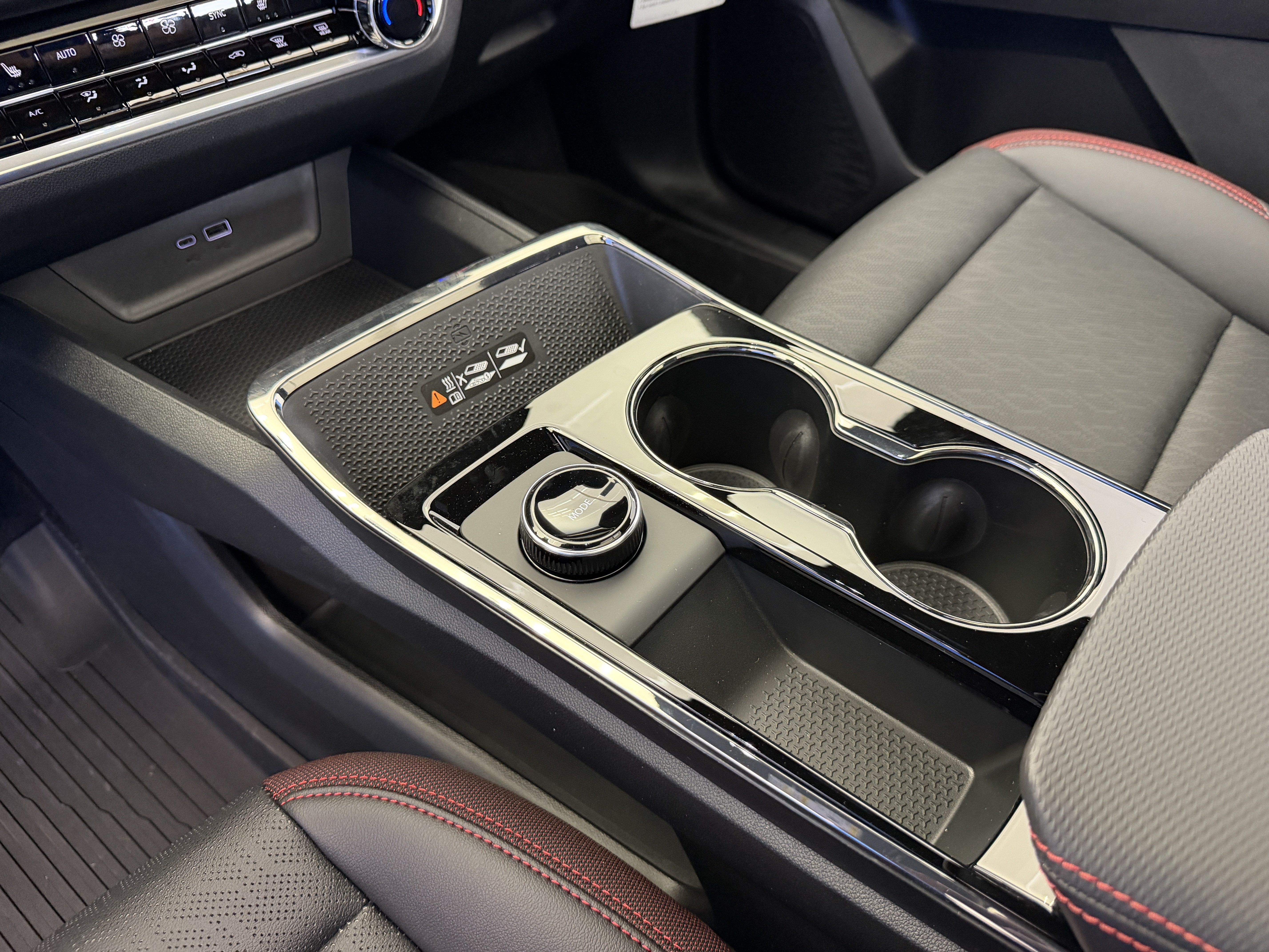 New 2027 Chevrolet Equinox RS w/ Safety and Technology Package FWD image 23