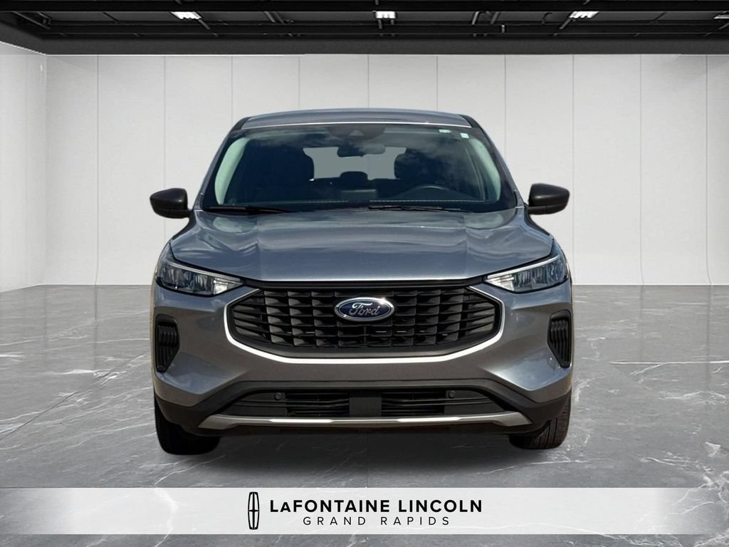 Used 2023 Ford Escape FWD image 8