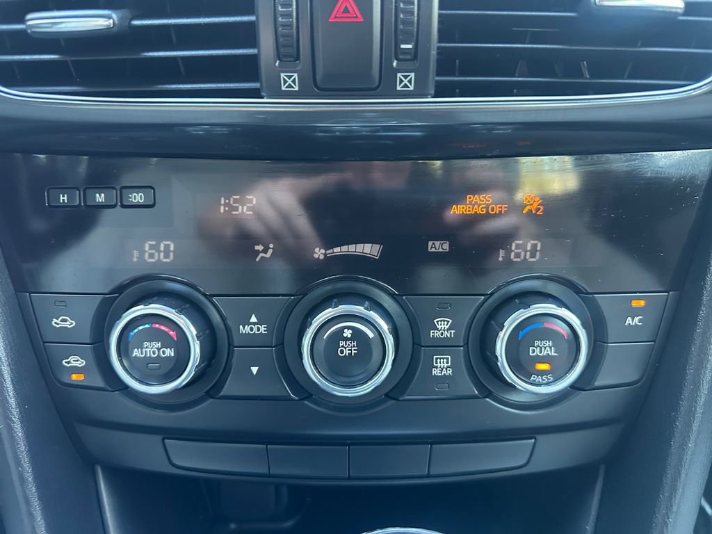 Used 2014 MAZDA MAZDA6 Touring w/ Touring Technology Package image 26