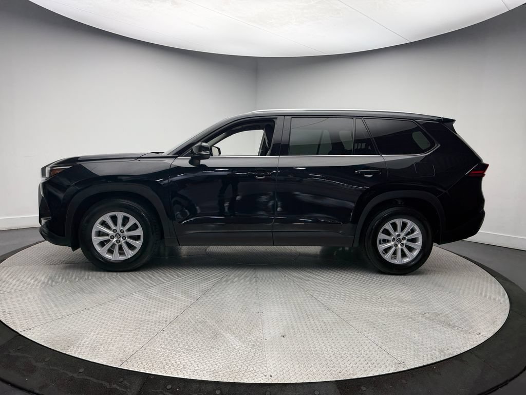 Used 2025 Toyota Grand Highlander AWD image 4