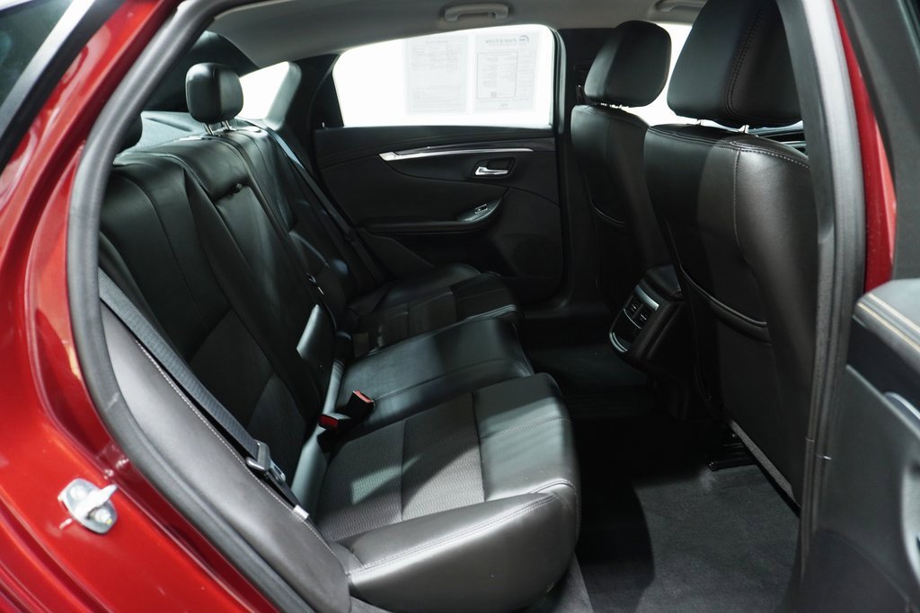 Used 2017 Chevrolet Impala LT image 13