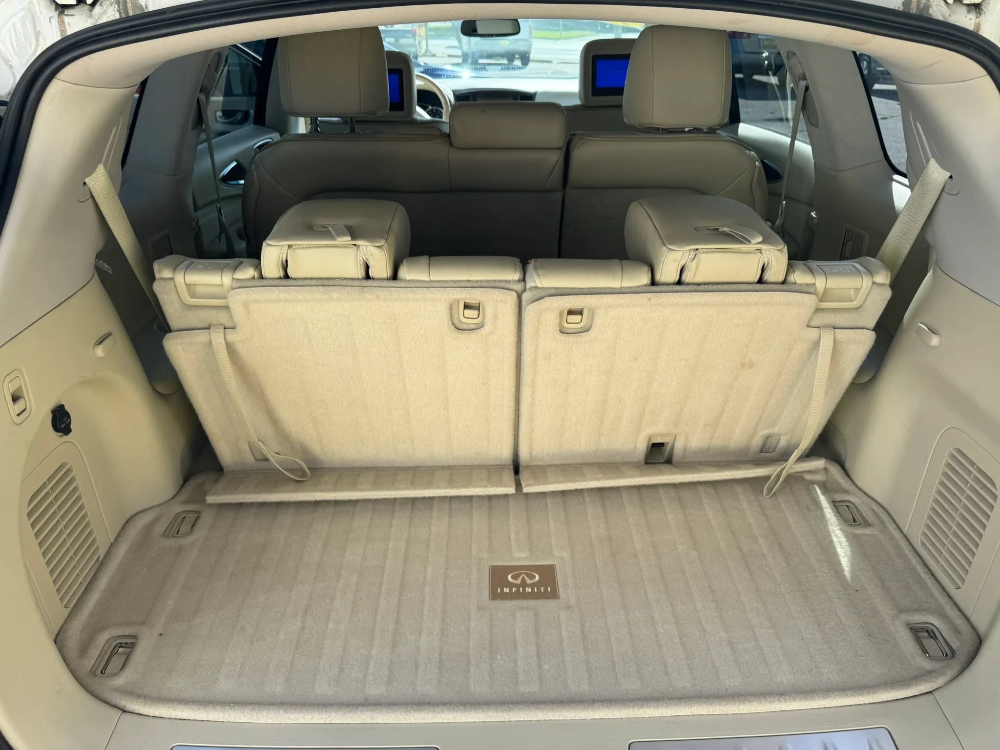 Used 2014 INFINITI QX60 Luxe w/ Premium Plus Package AWD/4WD image 20