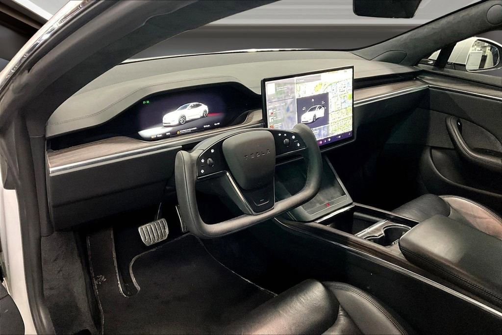 Used 2022 Tesla Model S AWD/4WD image 17