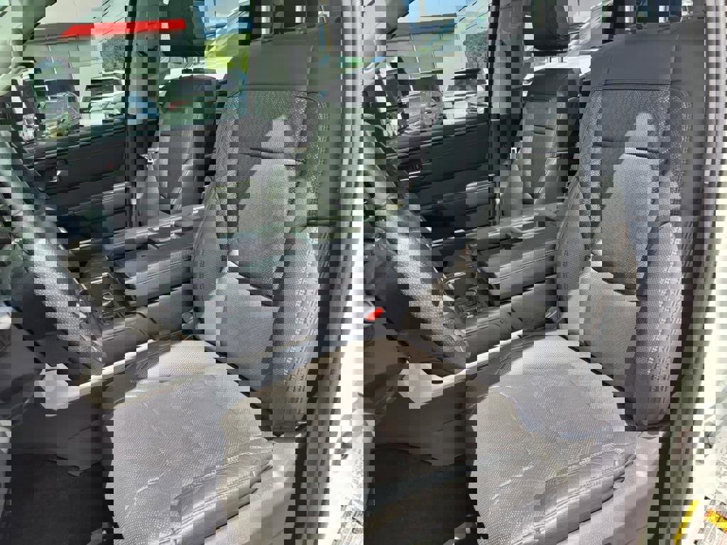 Used 2023 Toyota Tundra Limited image 6