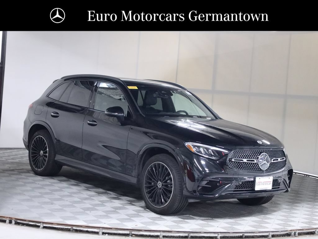 Certified 2026 Mercedes-Benz GLC 300 4MATIC image 2