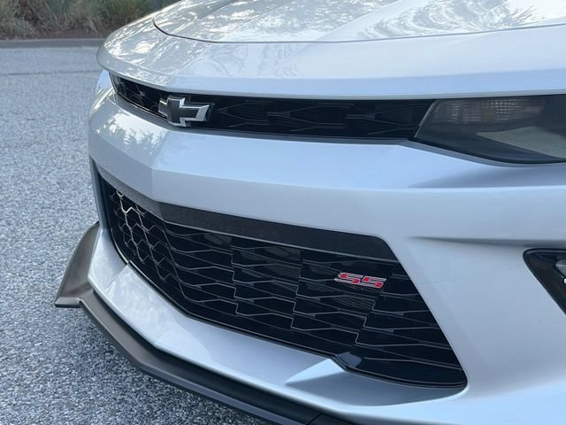 Used 2016 Chevrolet Camaro SS RWD image 35
