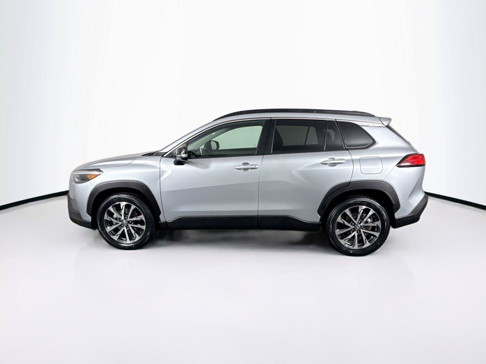 Certified 2025 Toyota Corolla Cross XLE AWD/4WD image 14