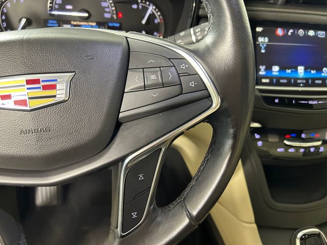 Used 2019 Cadillac XT5 Premium Luxury w/ Driver Assist Package image 17