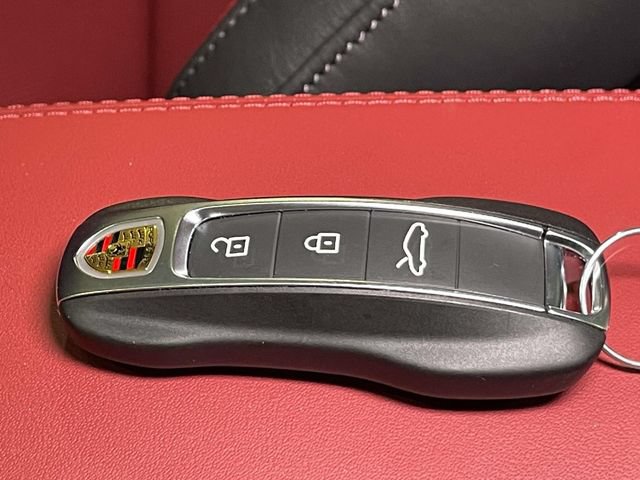 Certified 2026 Porsche 911 Carrera GTS RWD image 43