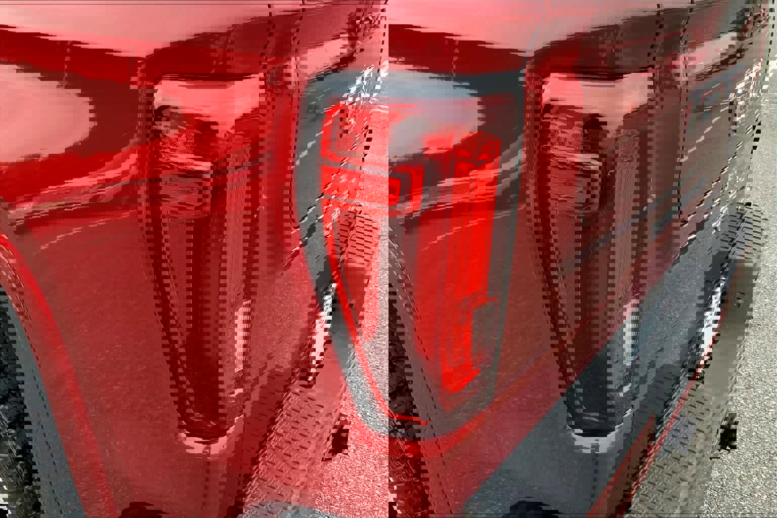 Used 2022 GMC Sierra 1500 AT4 w/ AT4 Premium Package image 28