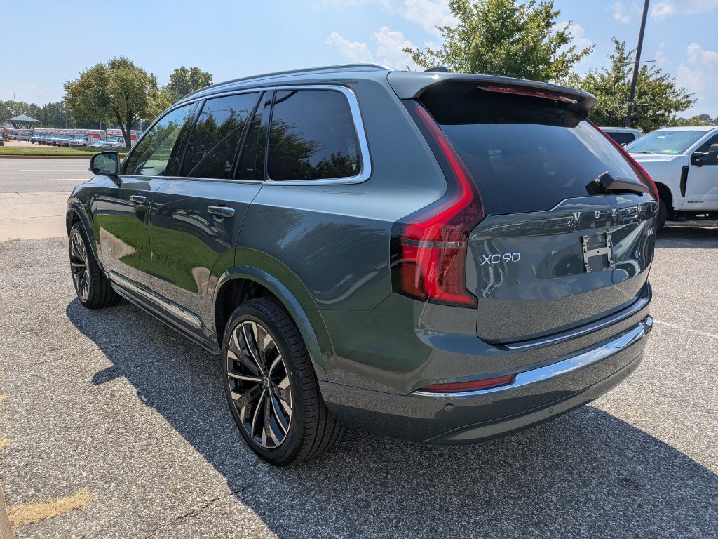 New 2027 Volvo XC90 B6 Plus AWD/4WD image 6