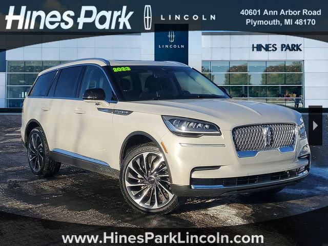 Used 2023 Lincoln Aviator Reserve w/ Equipment Group 201A image 1