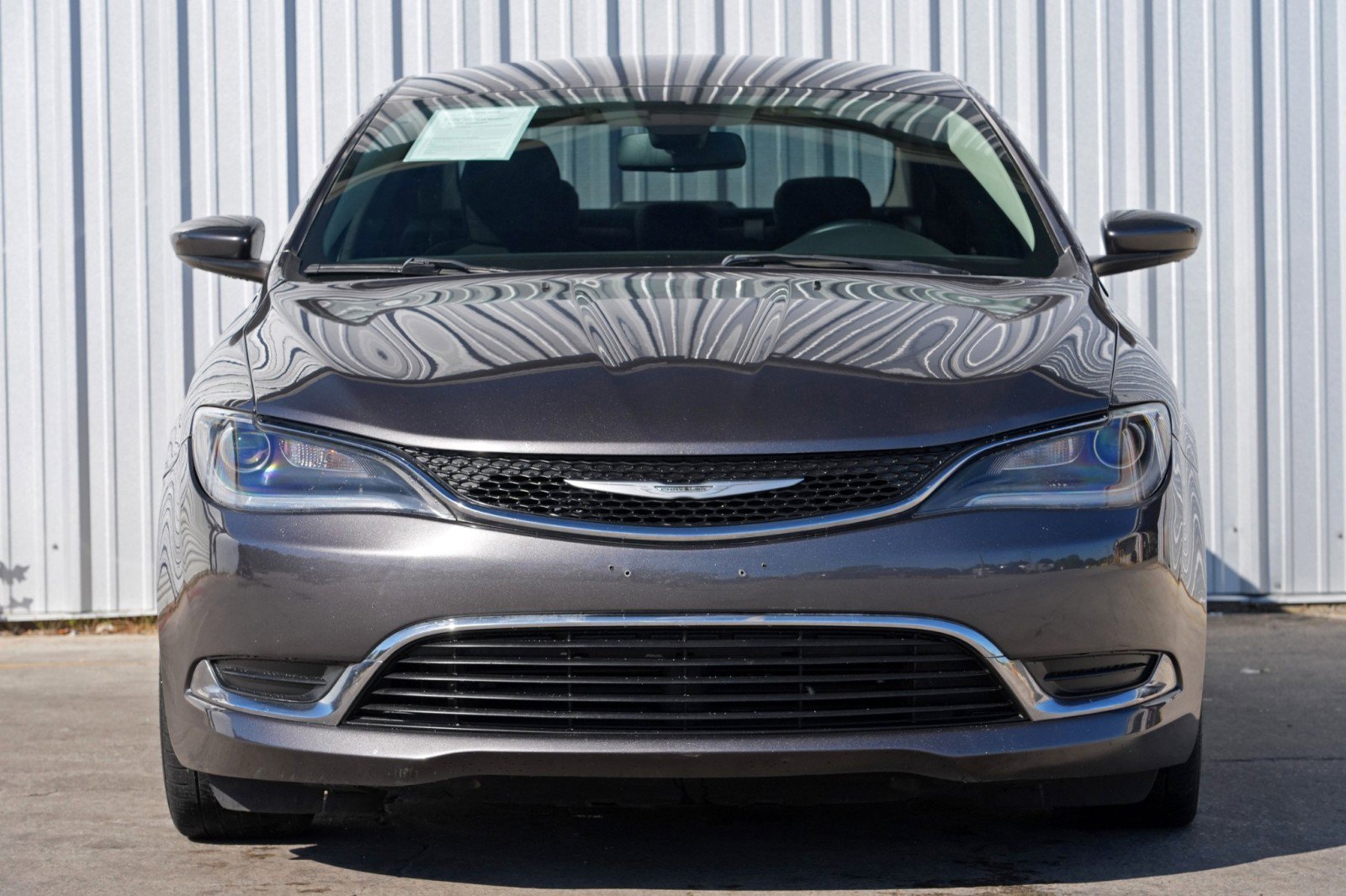 Used 2015 Chrysler 200 Limited w/ Convenience Group image 6