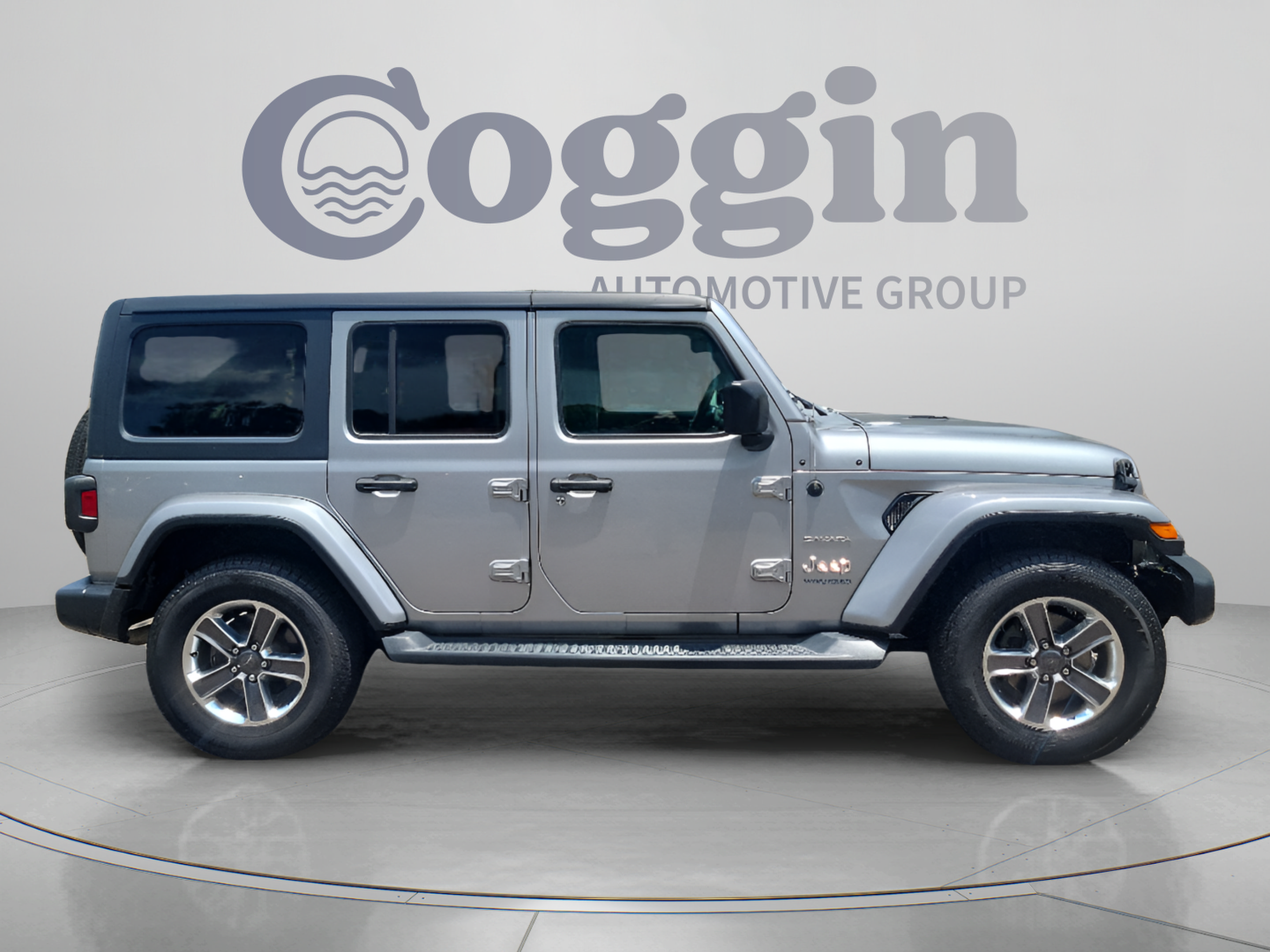 Used 2020 Jeep Wrangler Unlimited Sahara AWD/4WD image 6