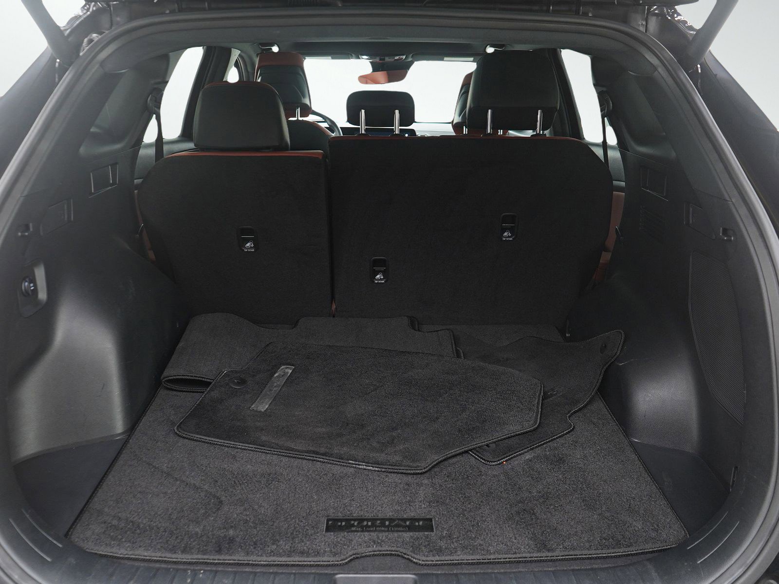 Used 2025 Kia Sportage SX image 9