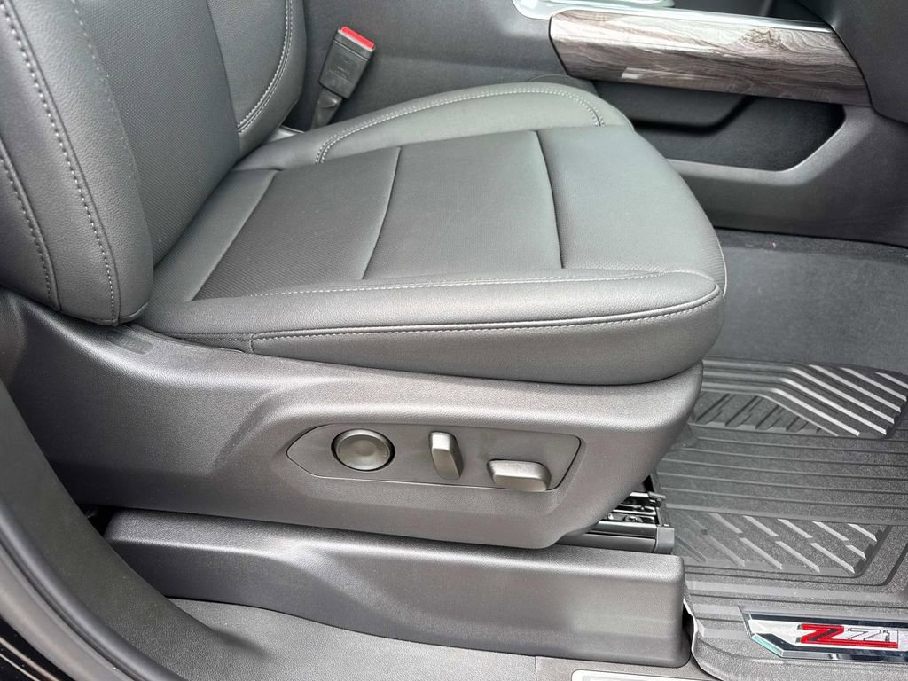 New 2025 Chevrolet Silverado 2500 LTZ w/ LTZ Plus Package image 11