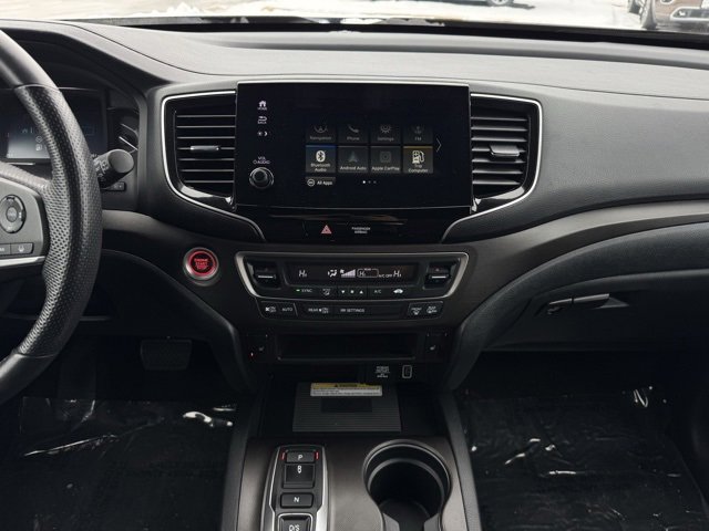 Used 2023 Honda Passport TrailSport image 2