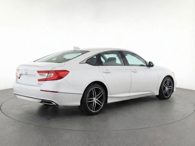Used 2022 Honda Accord Touring image 7