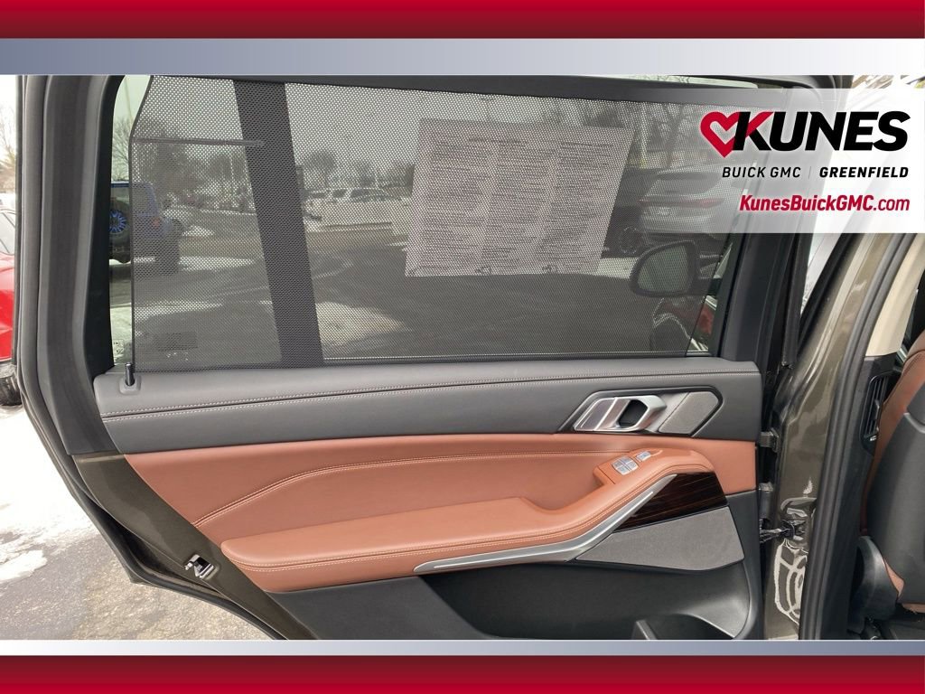 Used 2025 BMW X7 xDrive40i image 38