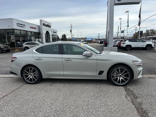 Used 2024 Genesis G70 2.5T image 2