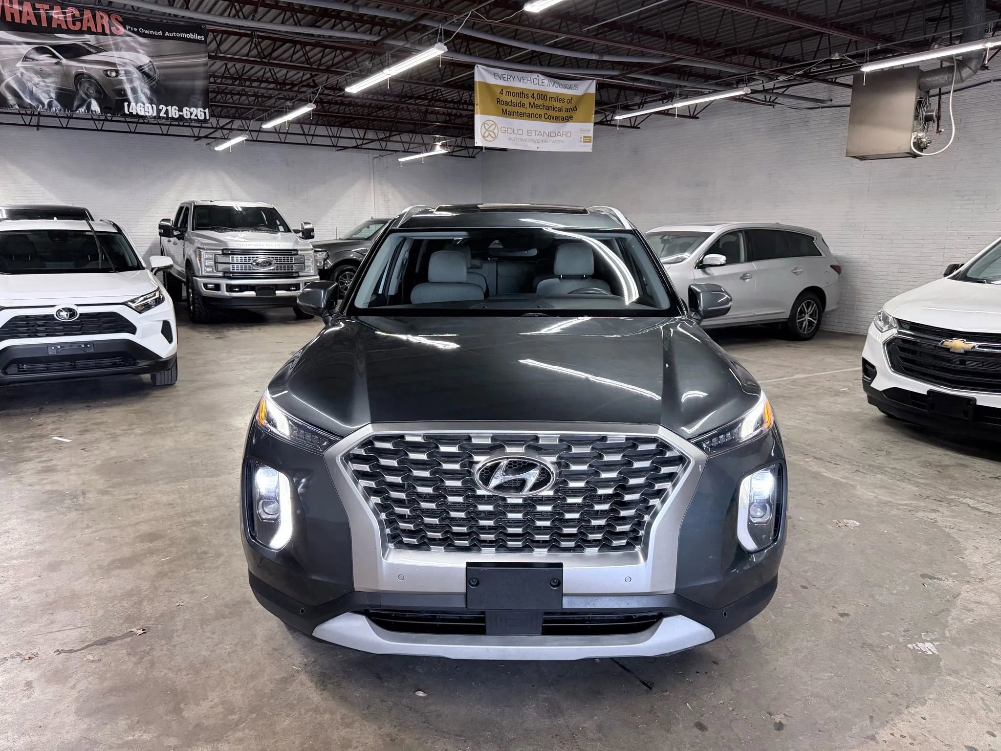Used 2022 Hyundai Palisade SEL w/ Convenience Package FWD image 2