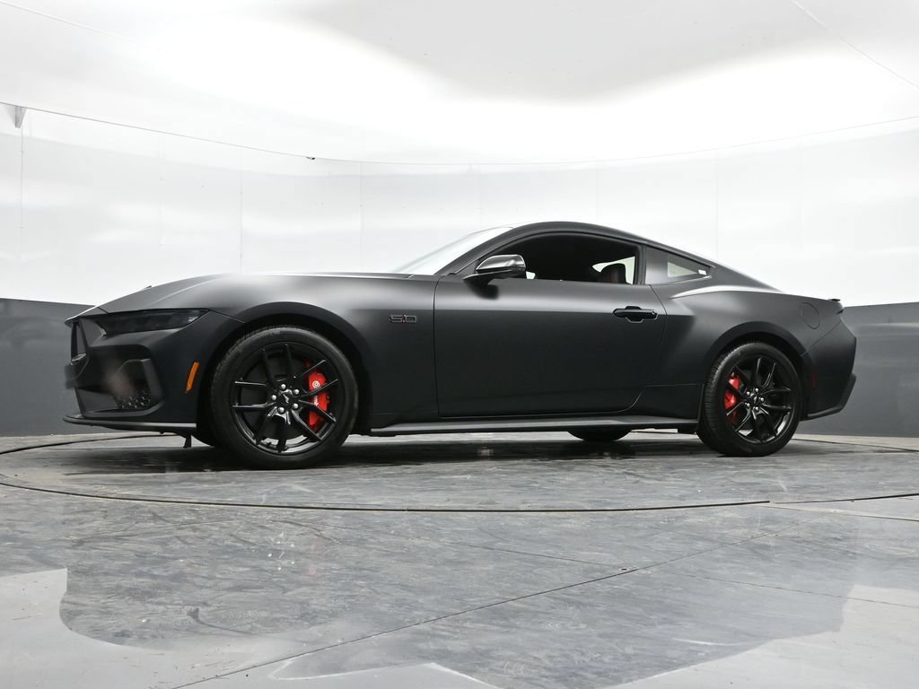 Used 2025 Ford Mustang GT Premium RWD image 46