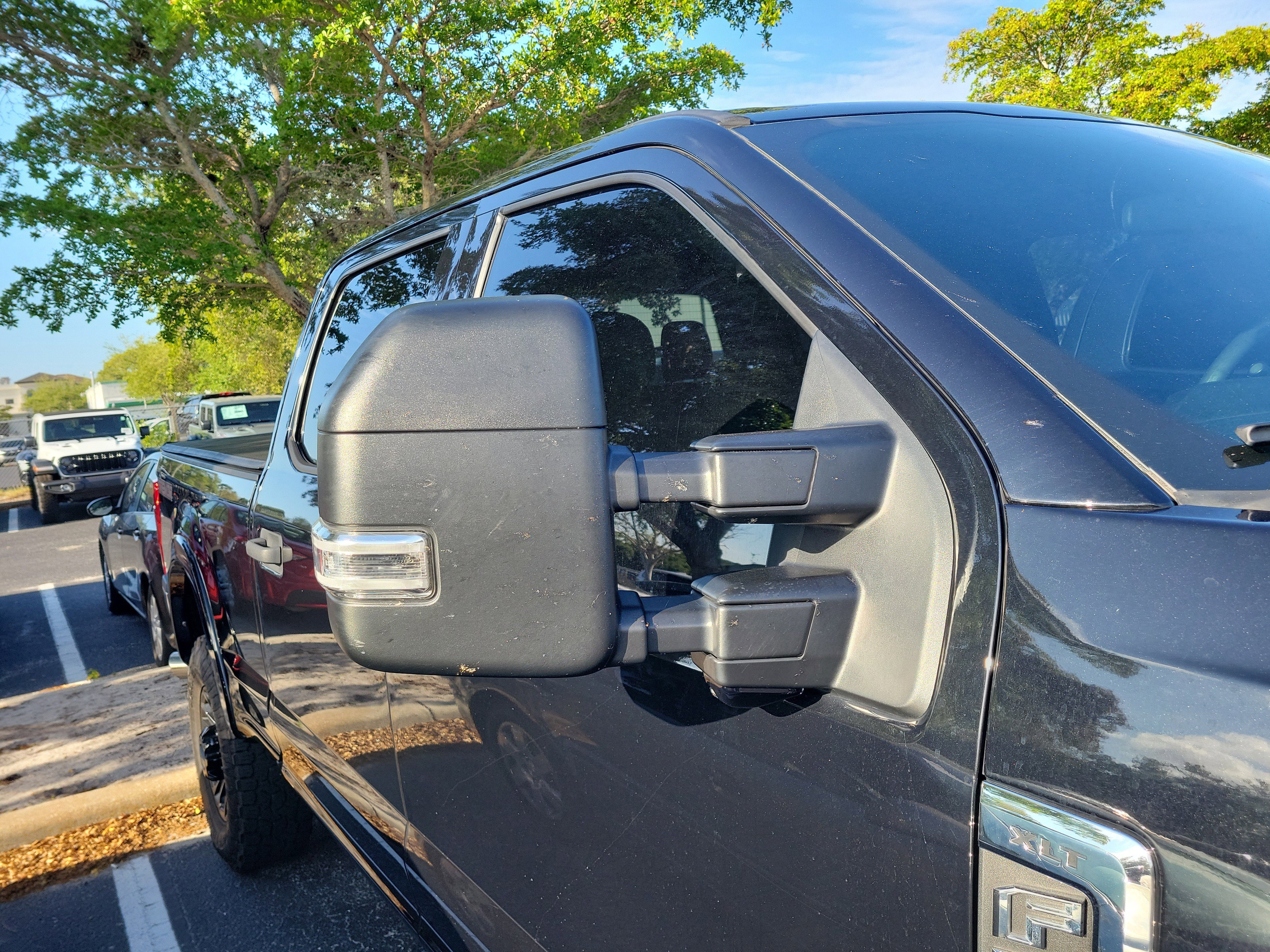 Used 2020 Ford F250 XLT w/ Tremor Off-Road Package AWD/4WD image 8