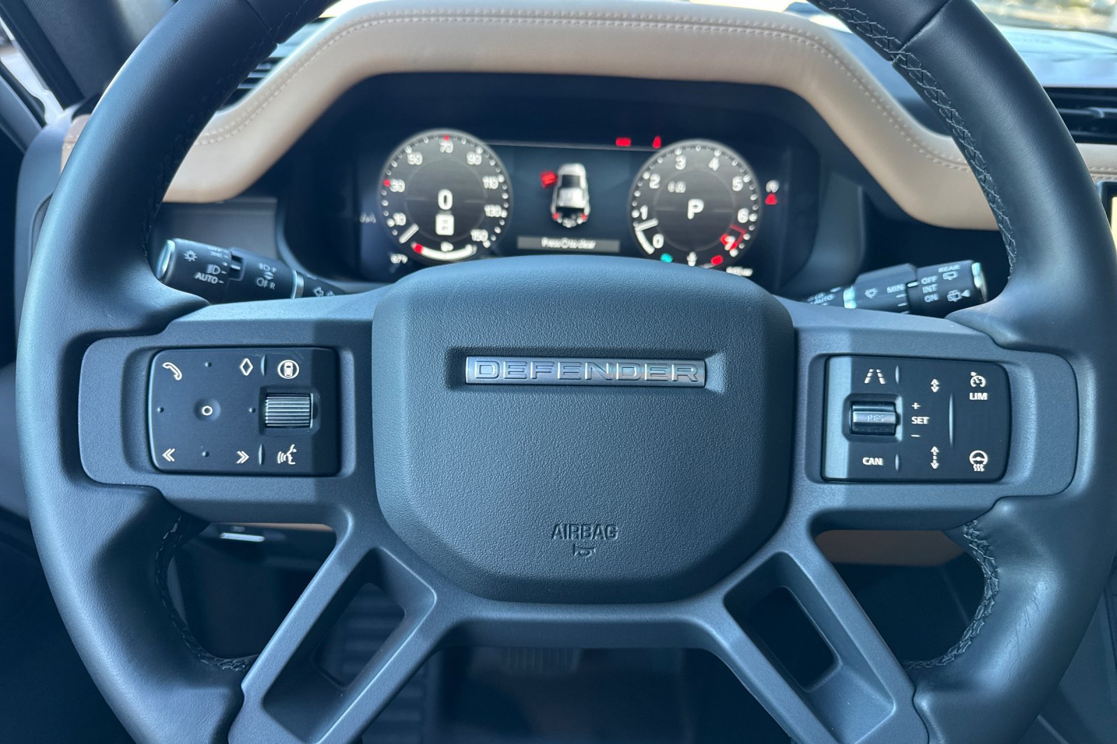 Certified 2026 Land Rover Defender 110 X-Dynamic SE AWD/4WD image 26