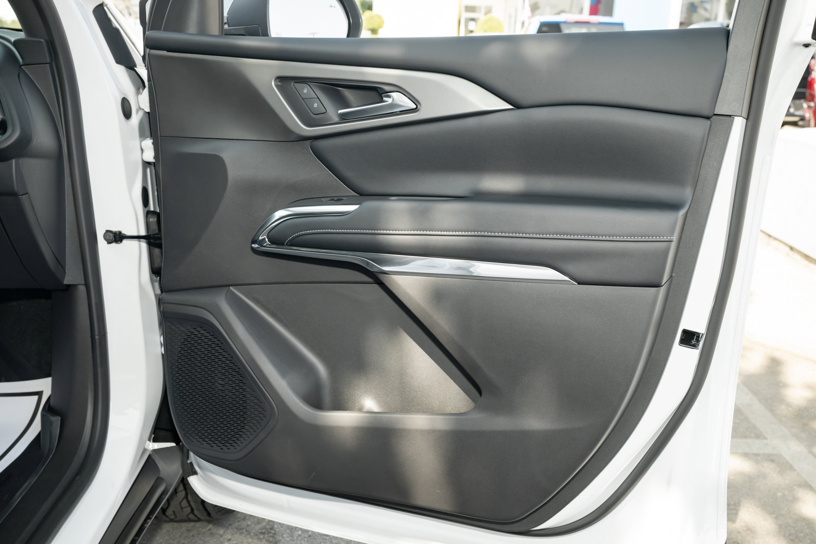 New 2026 Chevrolet Traverse LT w/ Driver Confidence Package image 40