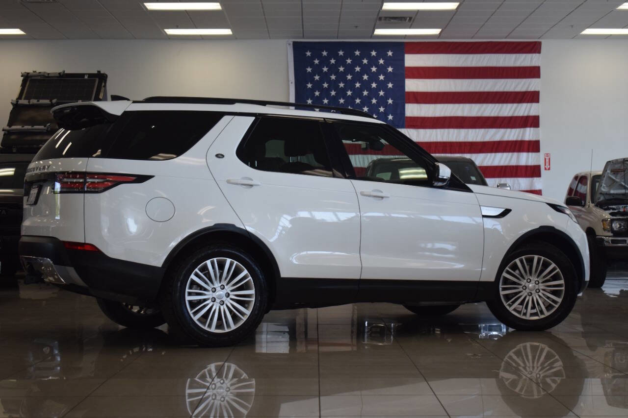 Used 2017 Land Rover Discovery HSE AWD/4WD image 31