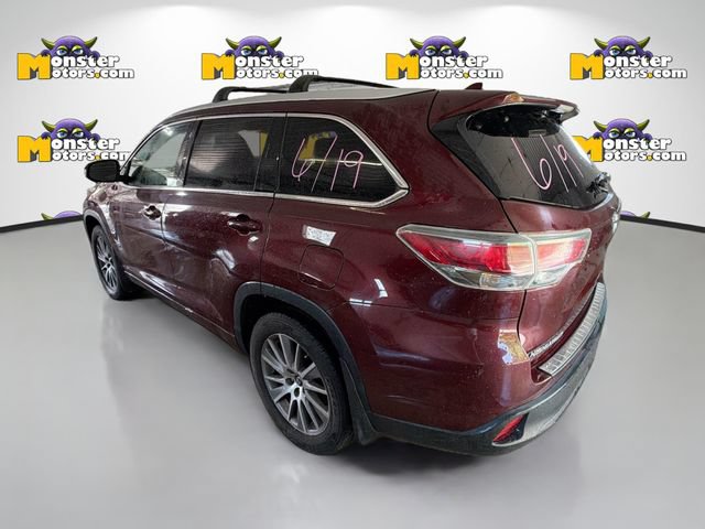 Used 2016 Toyota Highlander XLE AWD/4WD image 6