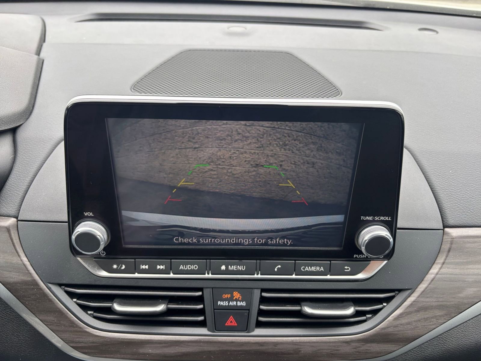 Used 2025 Nissan Altima 2.5 SV image 25