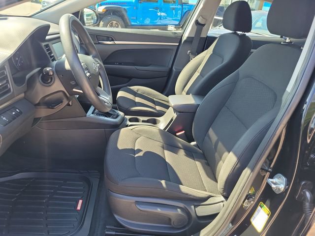 Used 2020 Hyundai Elantra SE w/ Cargo Package (C1) FWD image 17