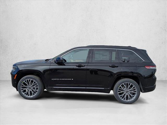New 2026 Jeep Grand Cherokee Summit w/ Adv Protech Group IV image 4