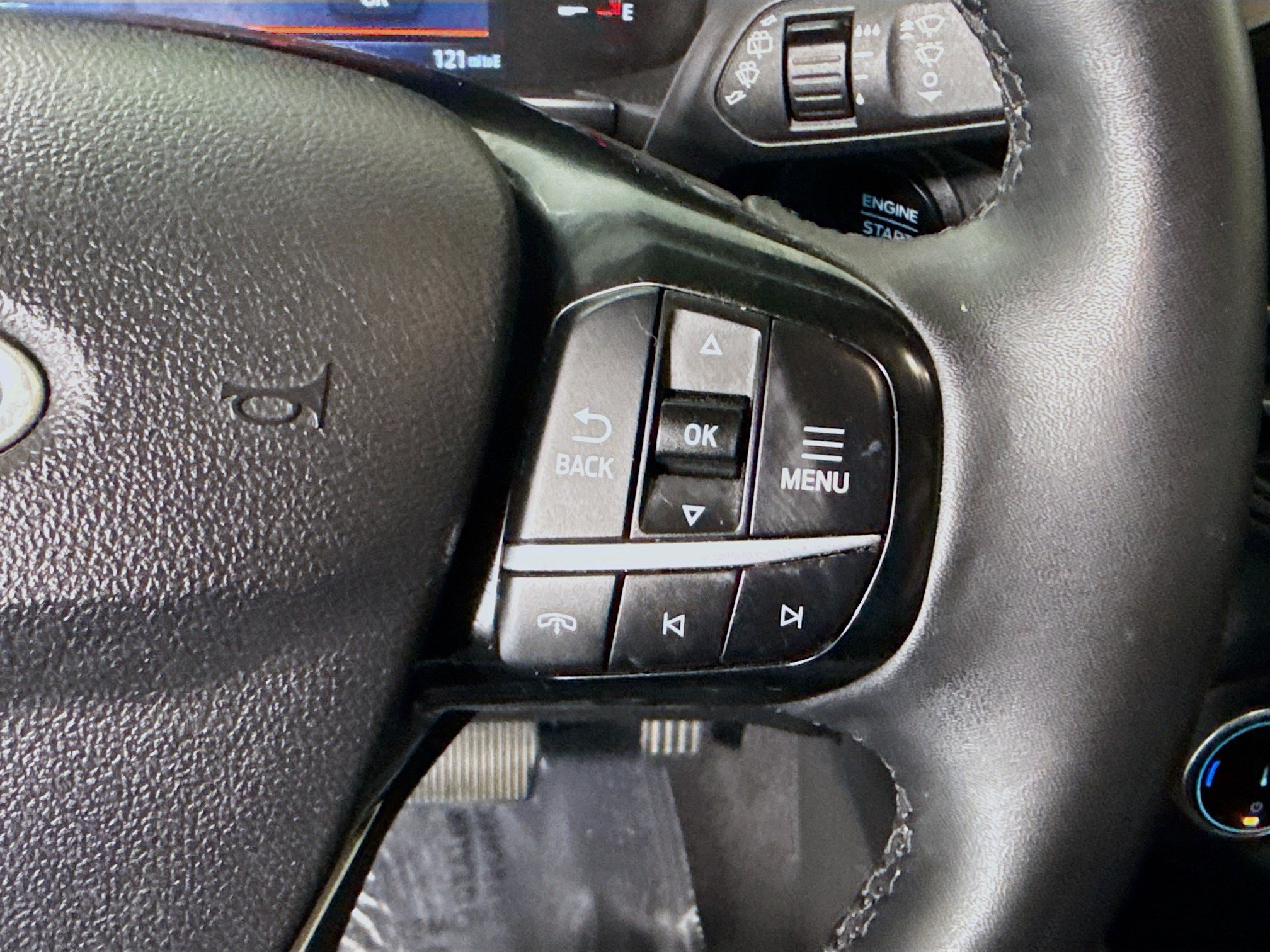 Used 2023 Ford Escape Active w/ Cold Weather Package FWD image 15