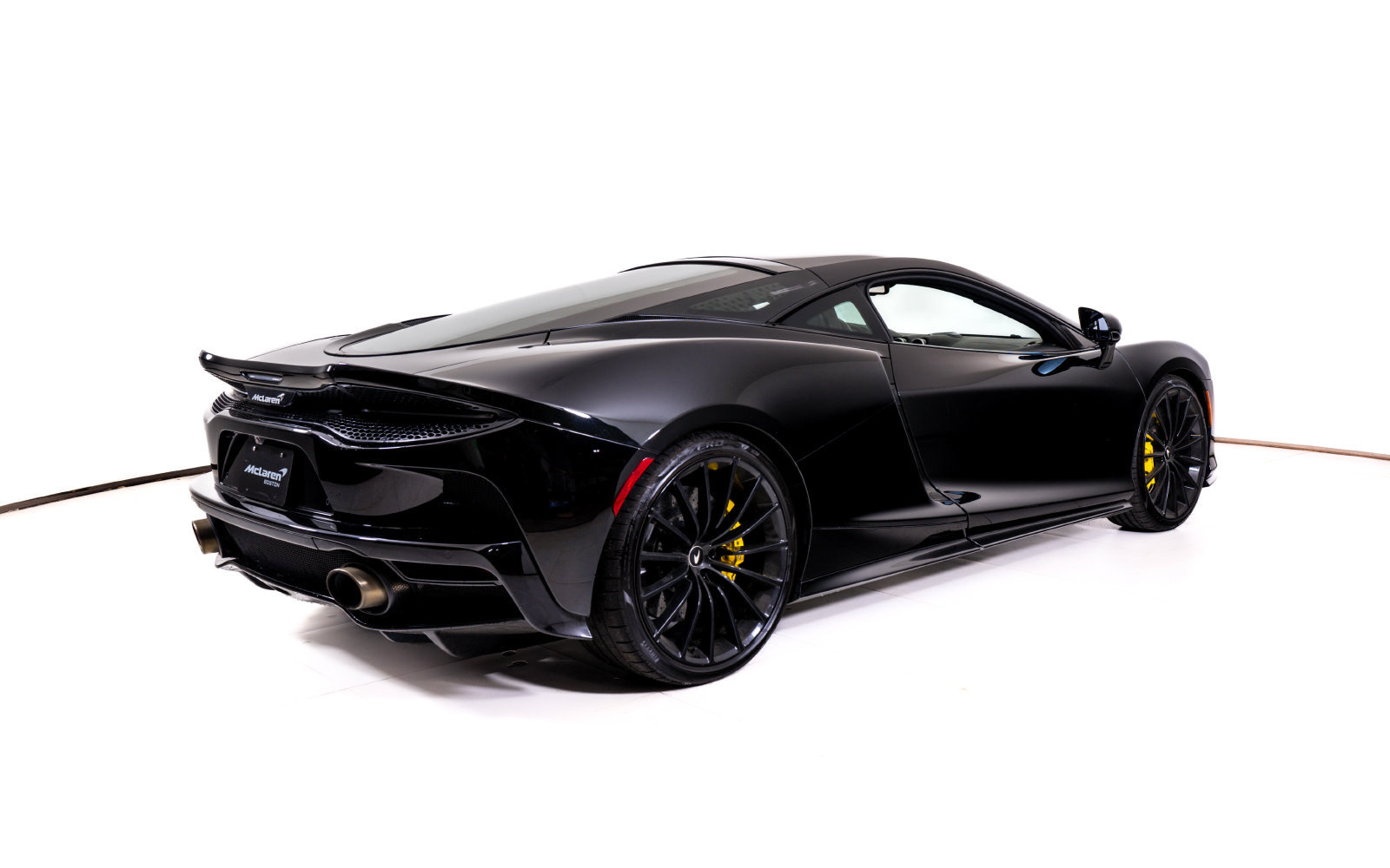 Used 2022 McLaren GT RWD image 5