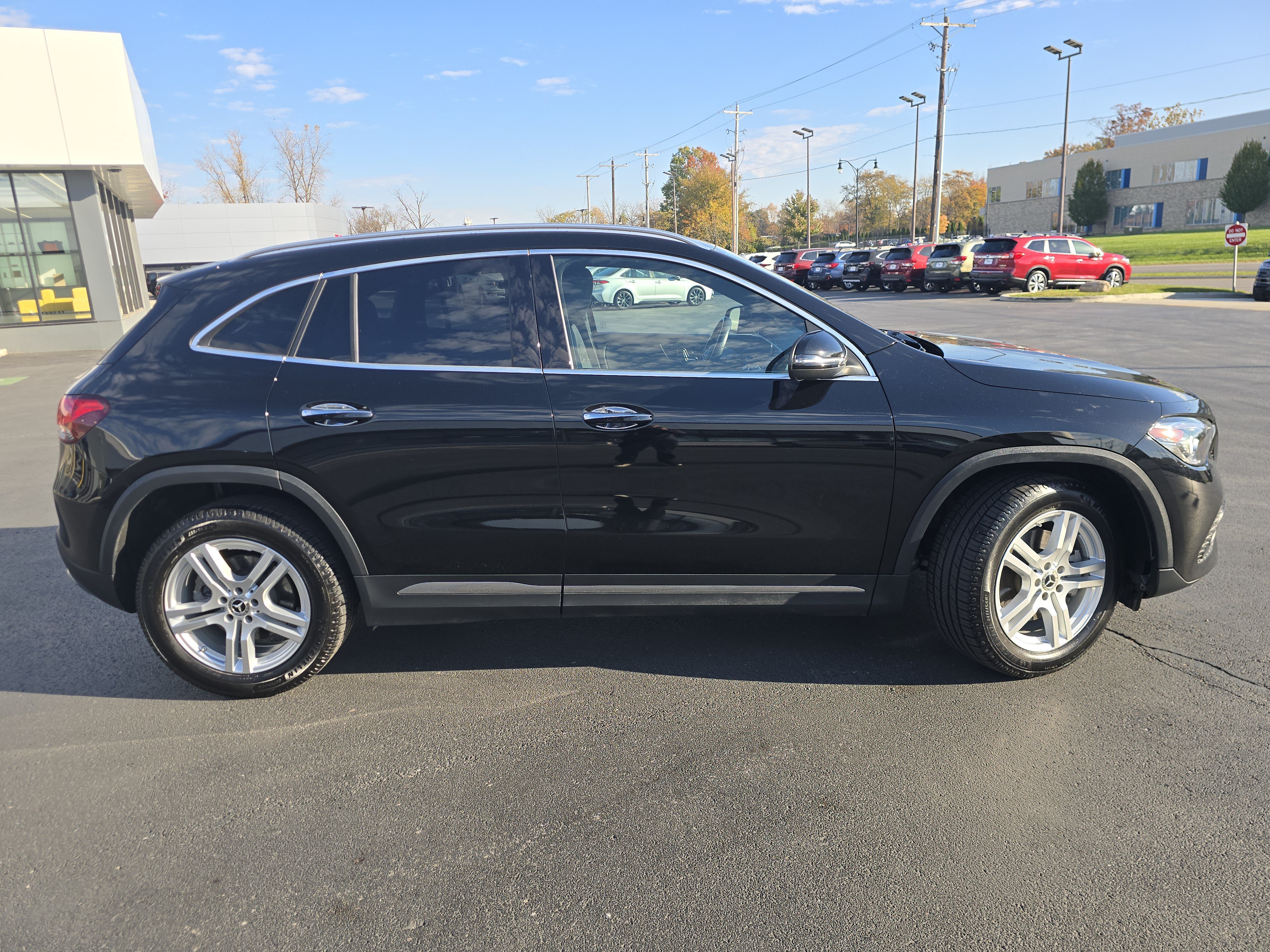 Used 2021 Mercedes-Benz GLA 250 4MATIC image 8