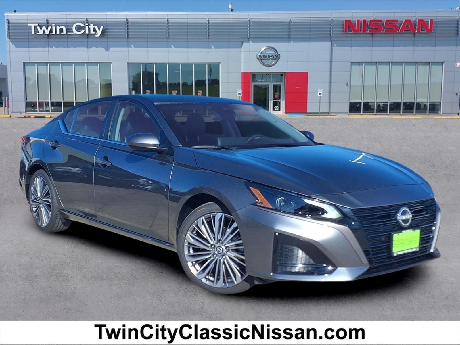 New 2026 Nissan Altima 2.5 SV w/ SV Premium Package FWD image 1