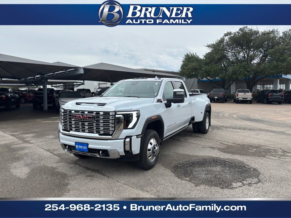 New 2026 GMC Sierra 3500 Denali w/ Denali Reserve Package