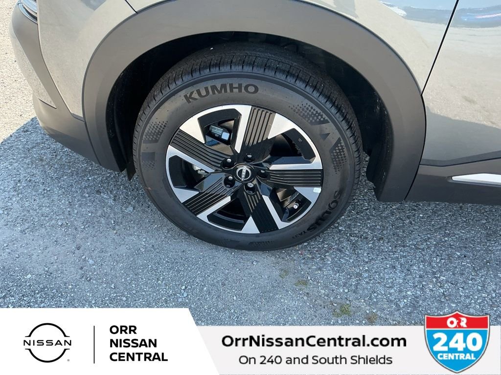 New 2025 Nissan Kicks SV w/ SV Premium Package image 9